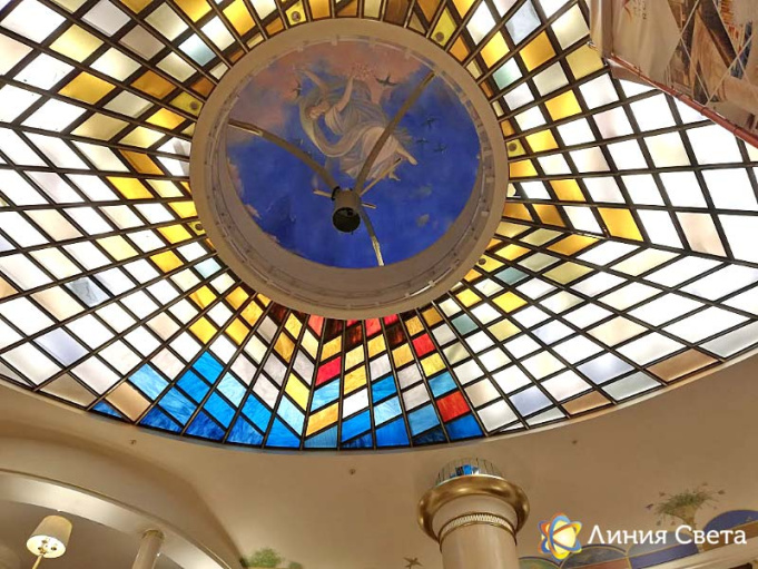 Подвесная конструкция и подъемник для люстры – Marriott® Royal Aurora Moscow Hotel 5*