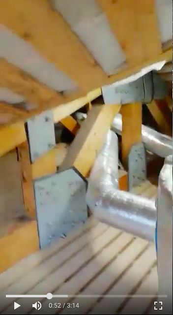 Чердачное помещение, где установлен лифт
